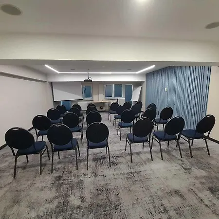 Hotel Univers 4*