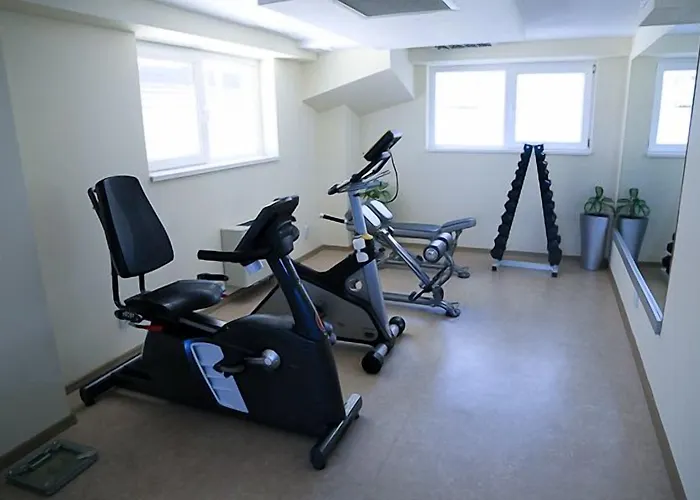 Univers 클루지나포카