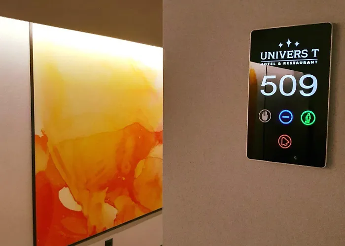 Univers Отель 4*